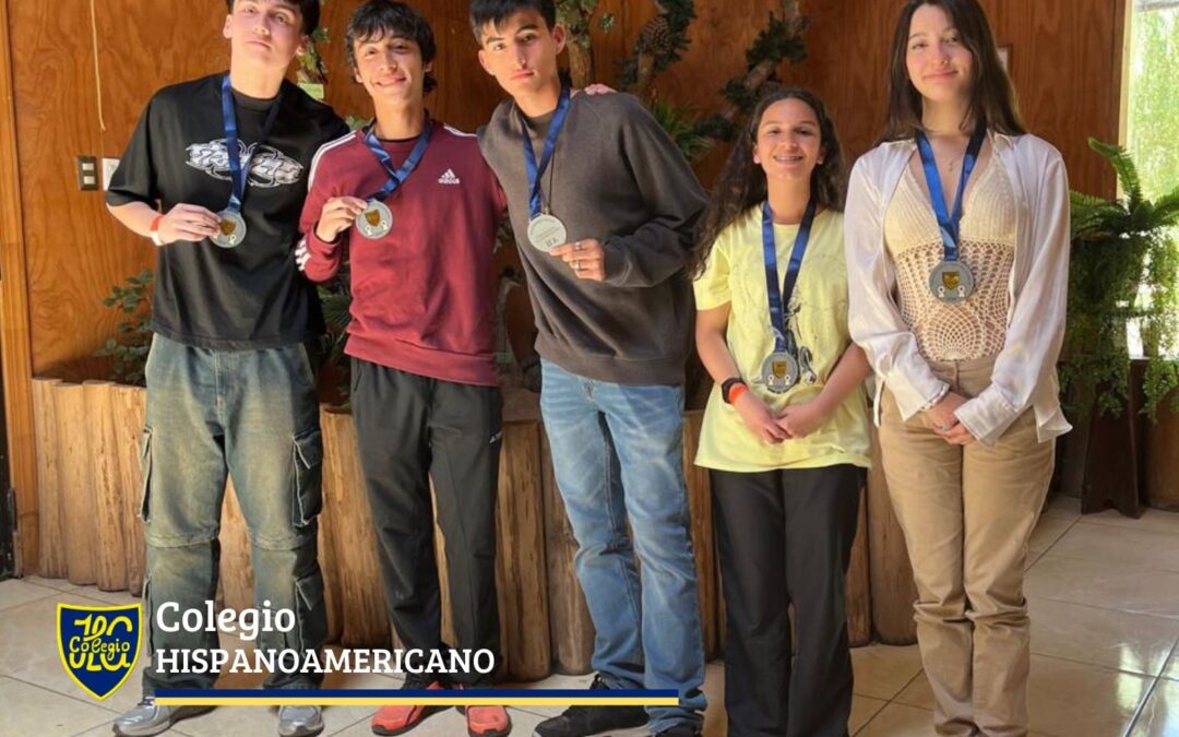 RECONOCIMIENTO MEJORES PROMEDIOS 2024.