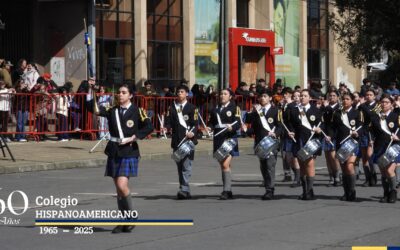 ESTUDIANTES EN DESFILE DE FIESTAS PATRIAS 2025